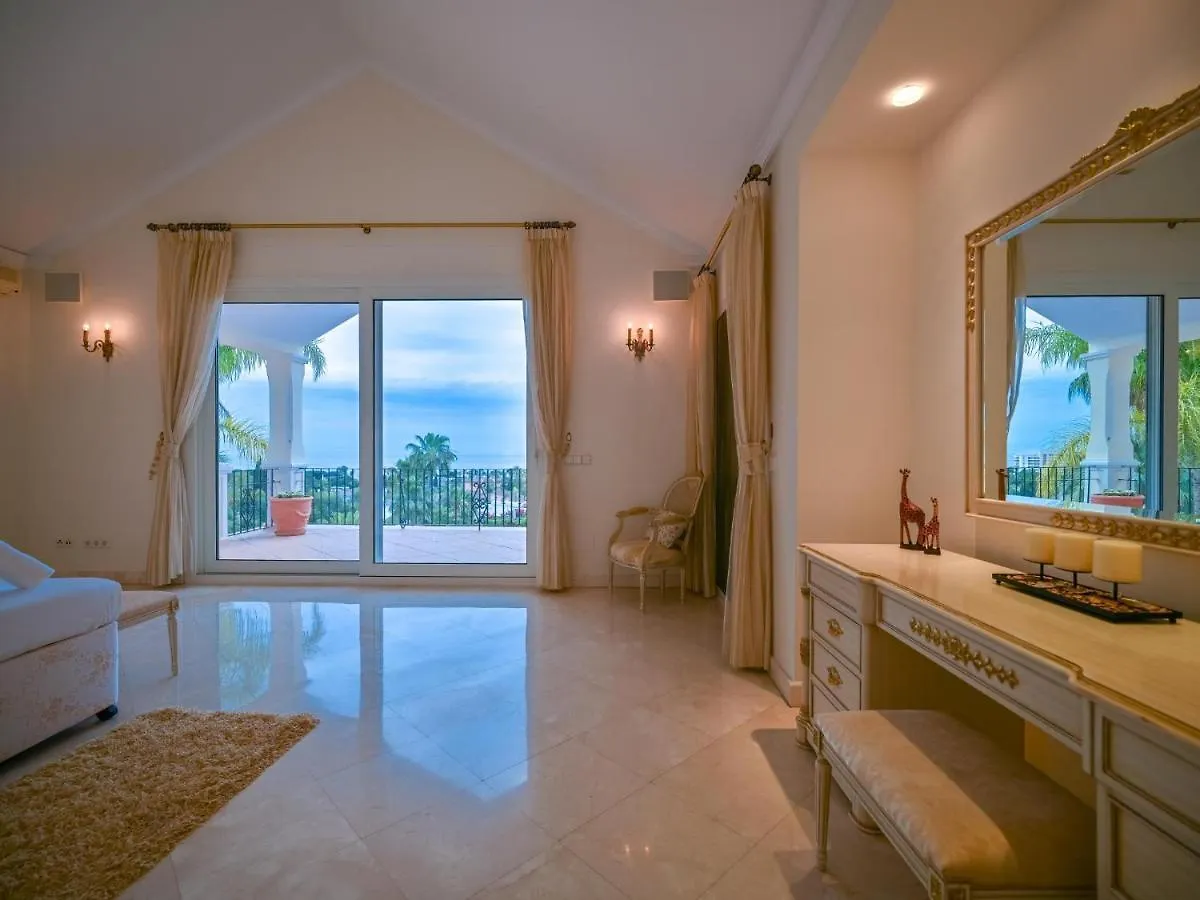 El Rosario Large Villa W Heated Pool Marbella